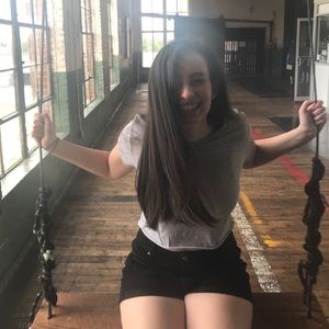 Meet your Posher, Christina